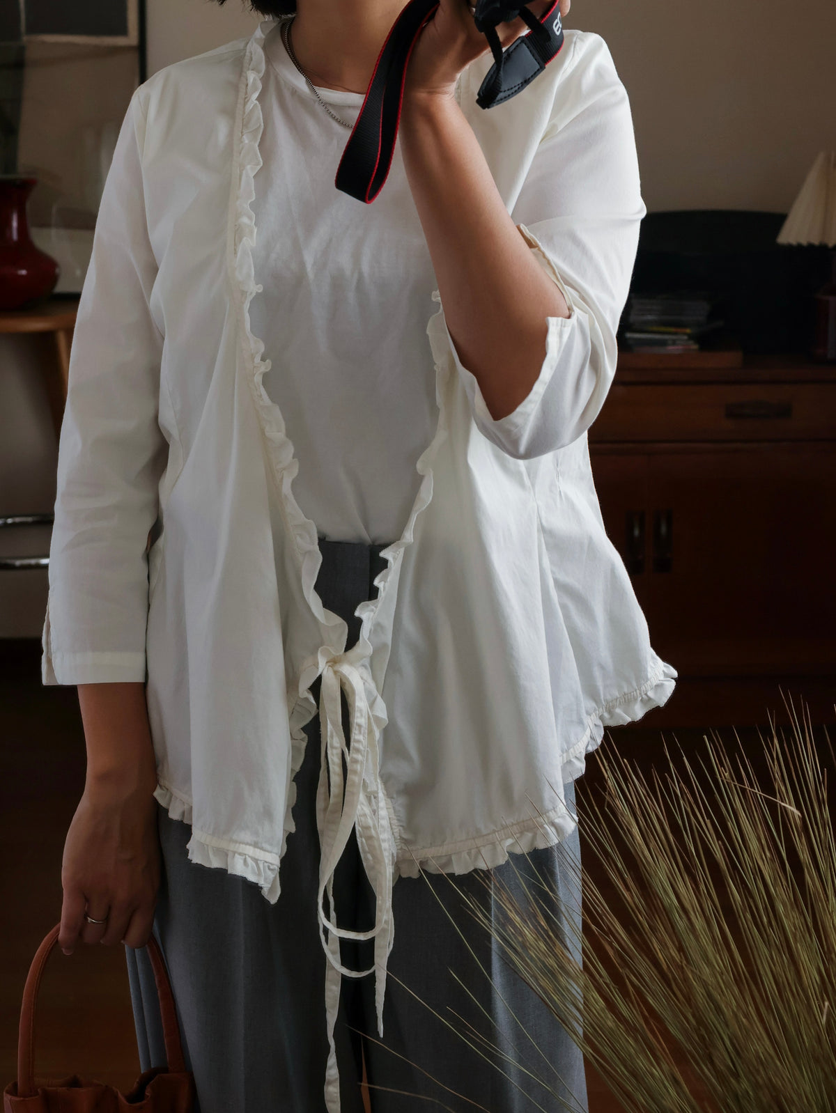 【sizeM】2000’s Ruffle Trim Cachecoeur Blouse