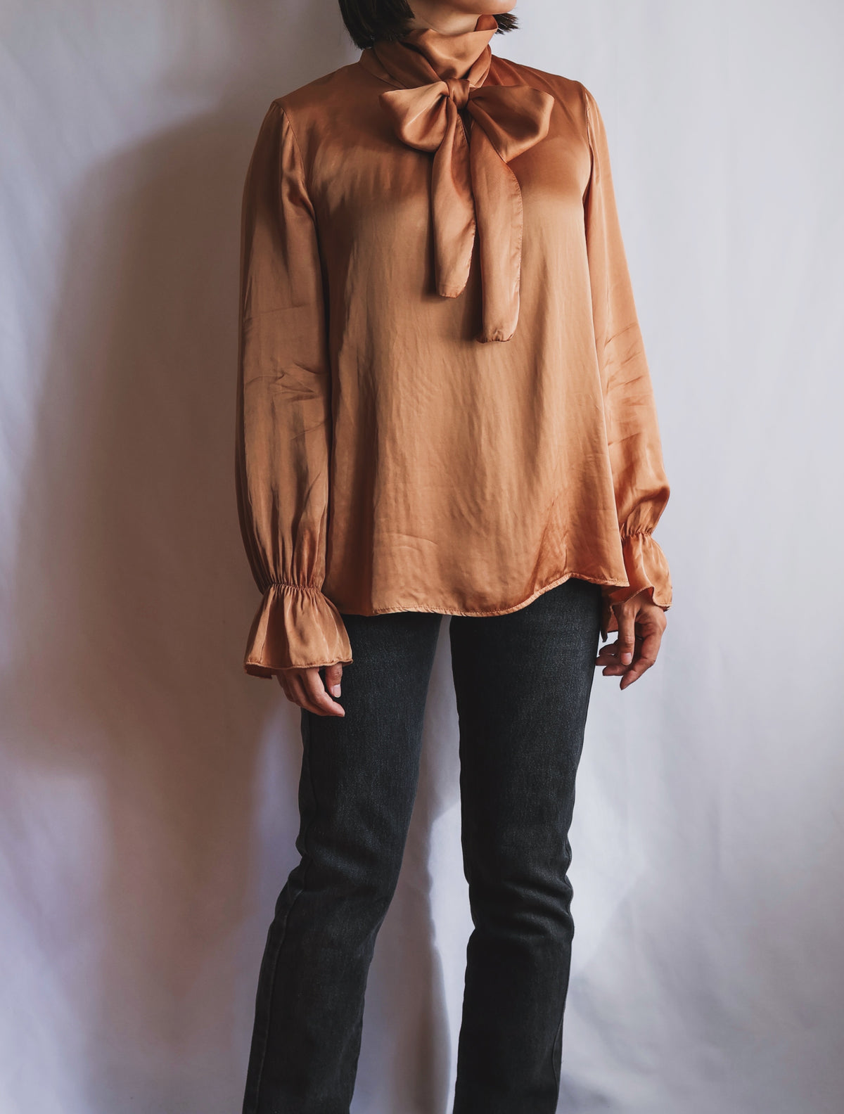【sizeM】1990’s Viscose Bow Tie Blouse（Made In Italy）