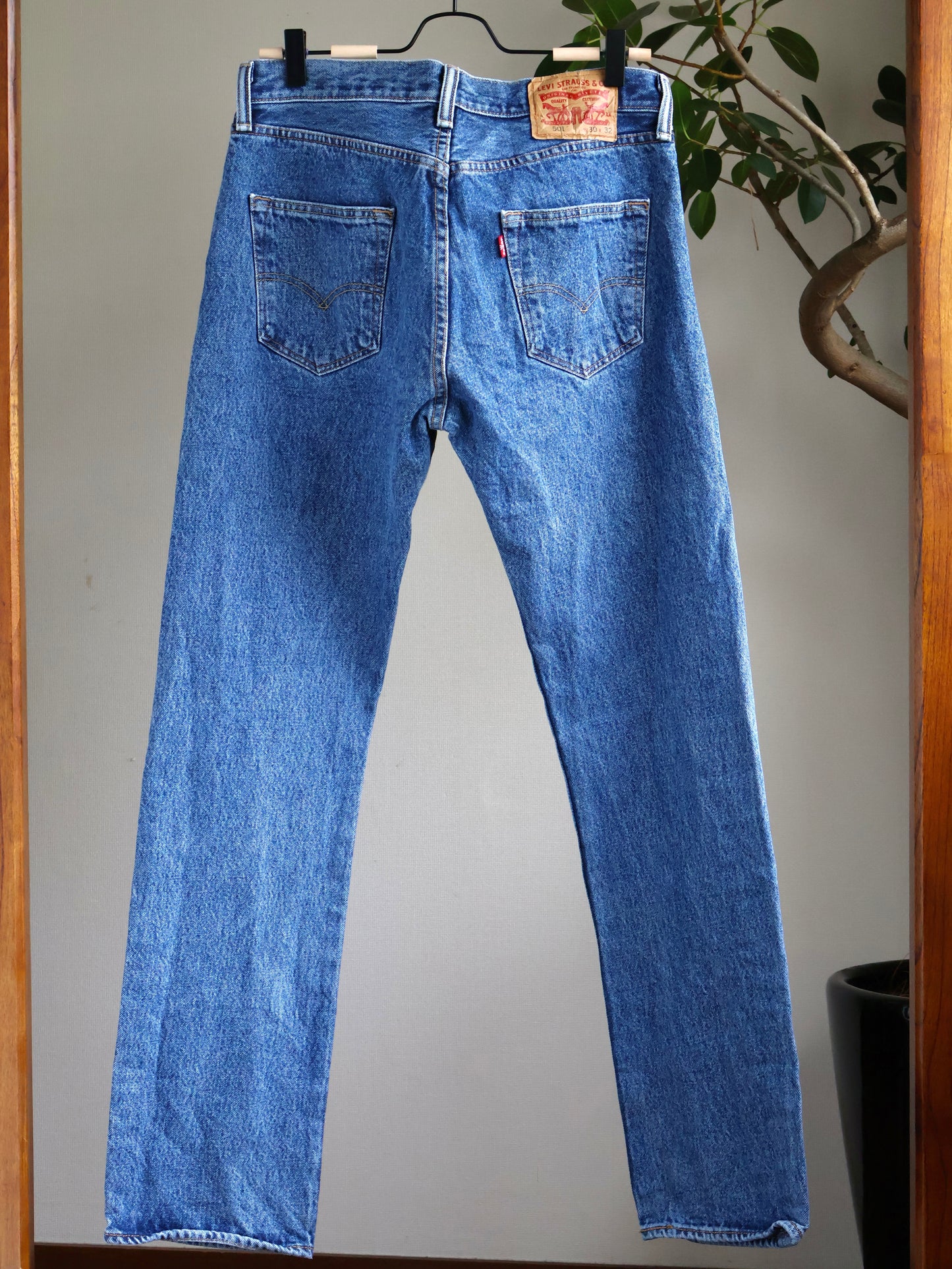 Levi's 501 Medium Wash Straight Denim Made in Mexico