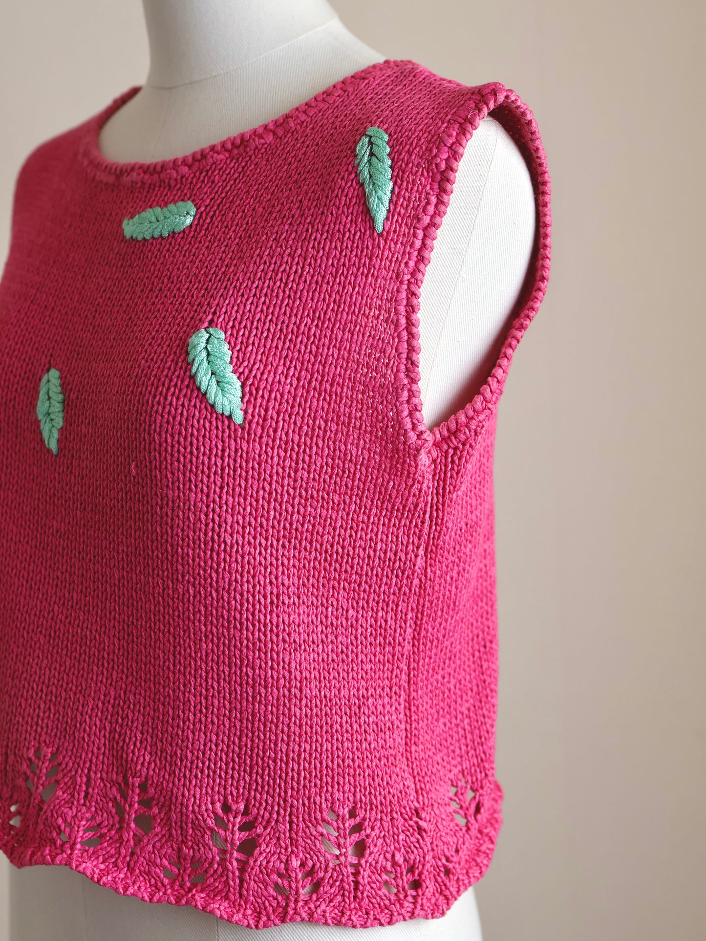 Vintage Leaf Embroidery Summer Knit Vest