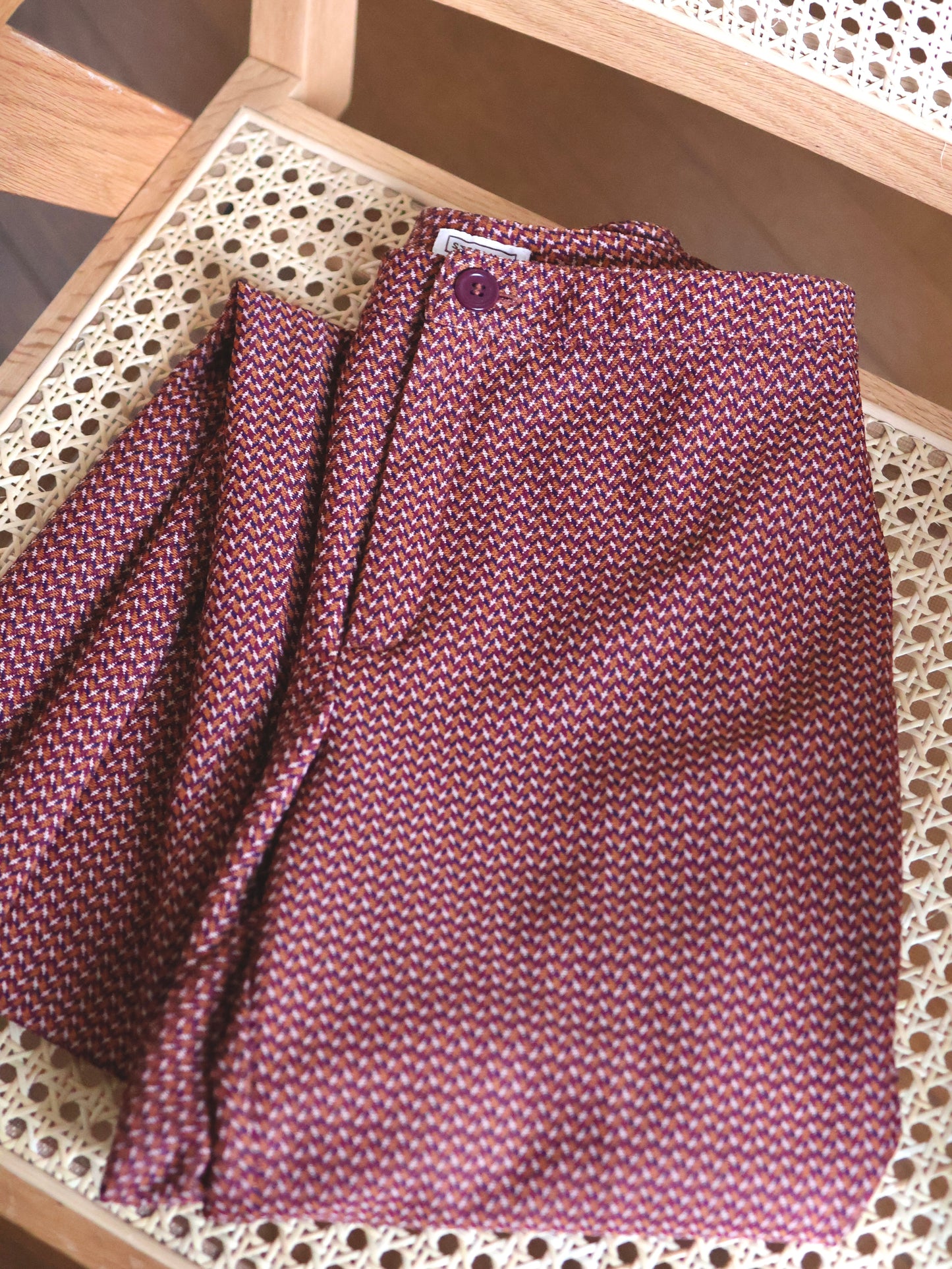 Geometric Pattern Slim Straight Slacks