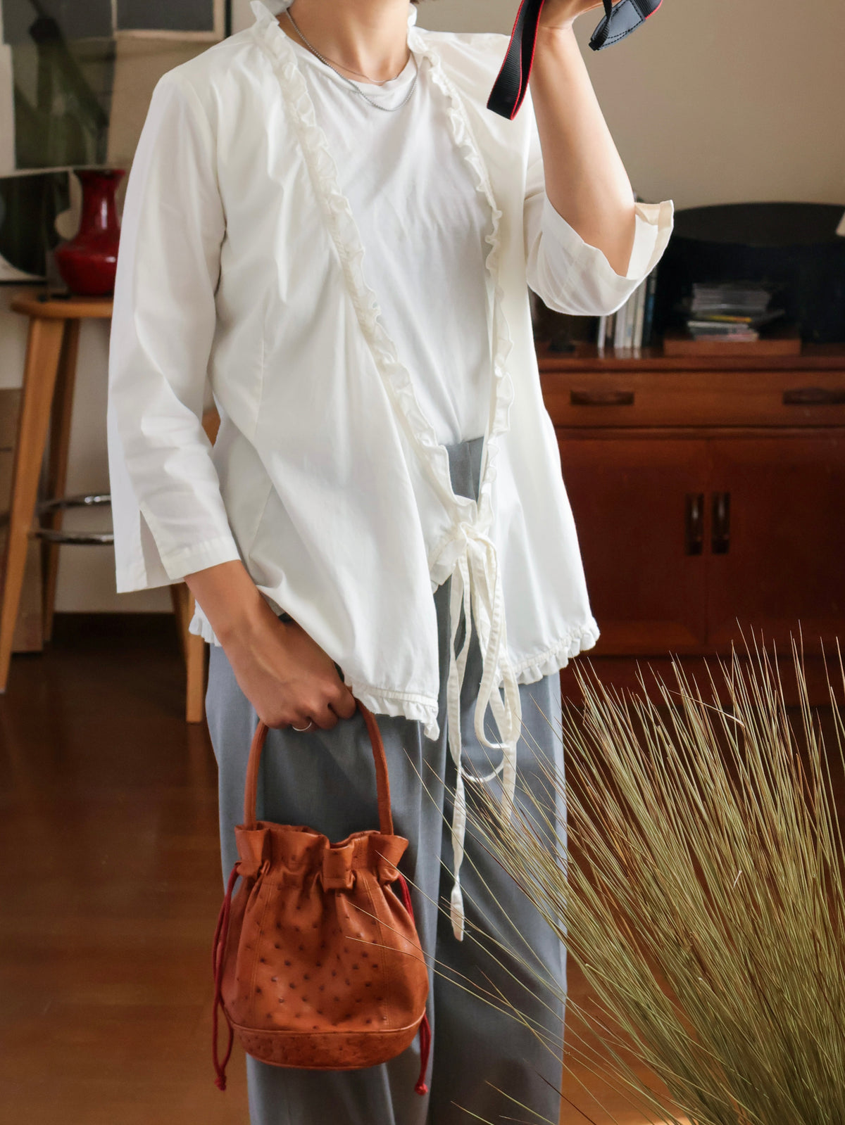 【sizeM】2000’s Ruffle Trim Cachecoeur Blouse