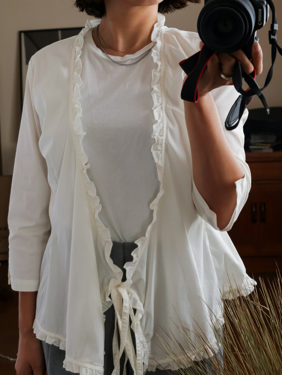 【sizeM】2000’s Ruffle Trim Cachecoeur Blouse