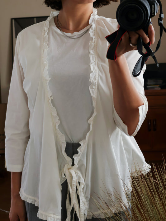 【sizeM】2000’s Ruffle Trim Cachecoeur Blouse