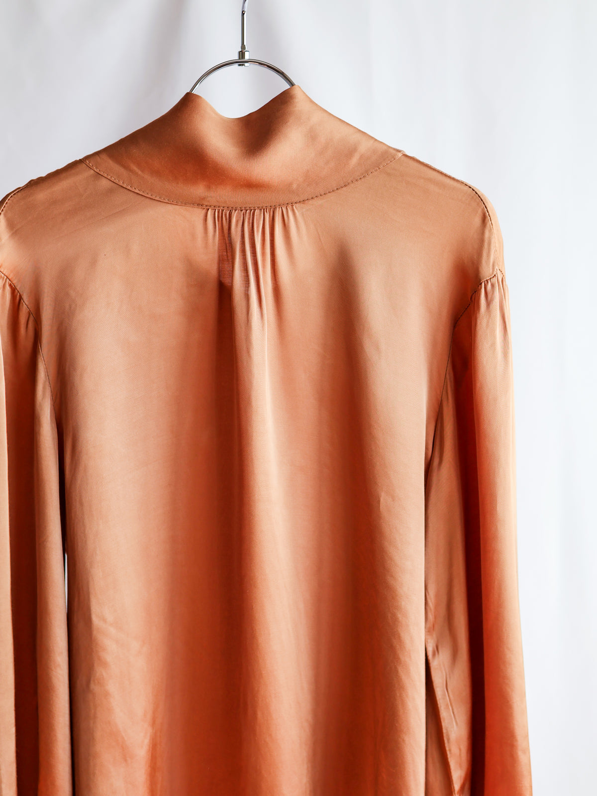 【sizeM】1990’s Viscose Bow Tie Blouse（Made In Italy）