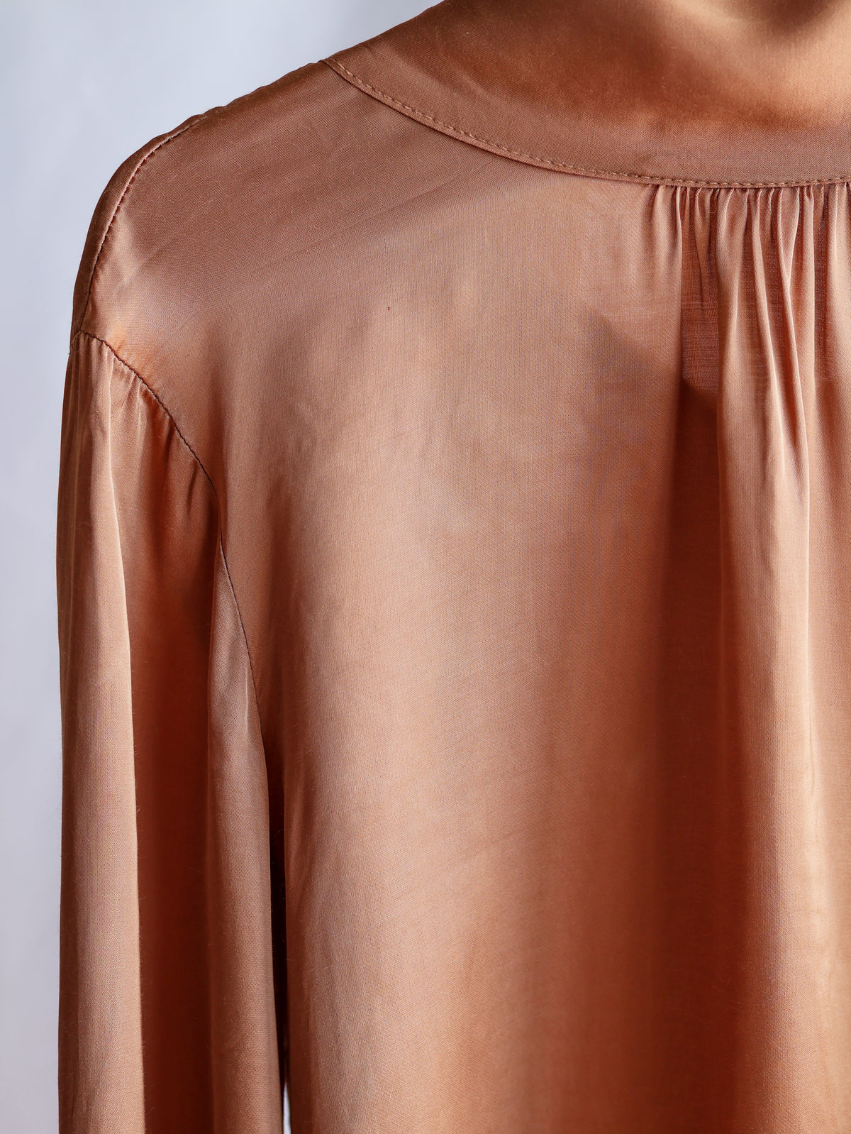【sizeM】1990’s Viscose Bow Tie Blouse（Made In Italy）