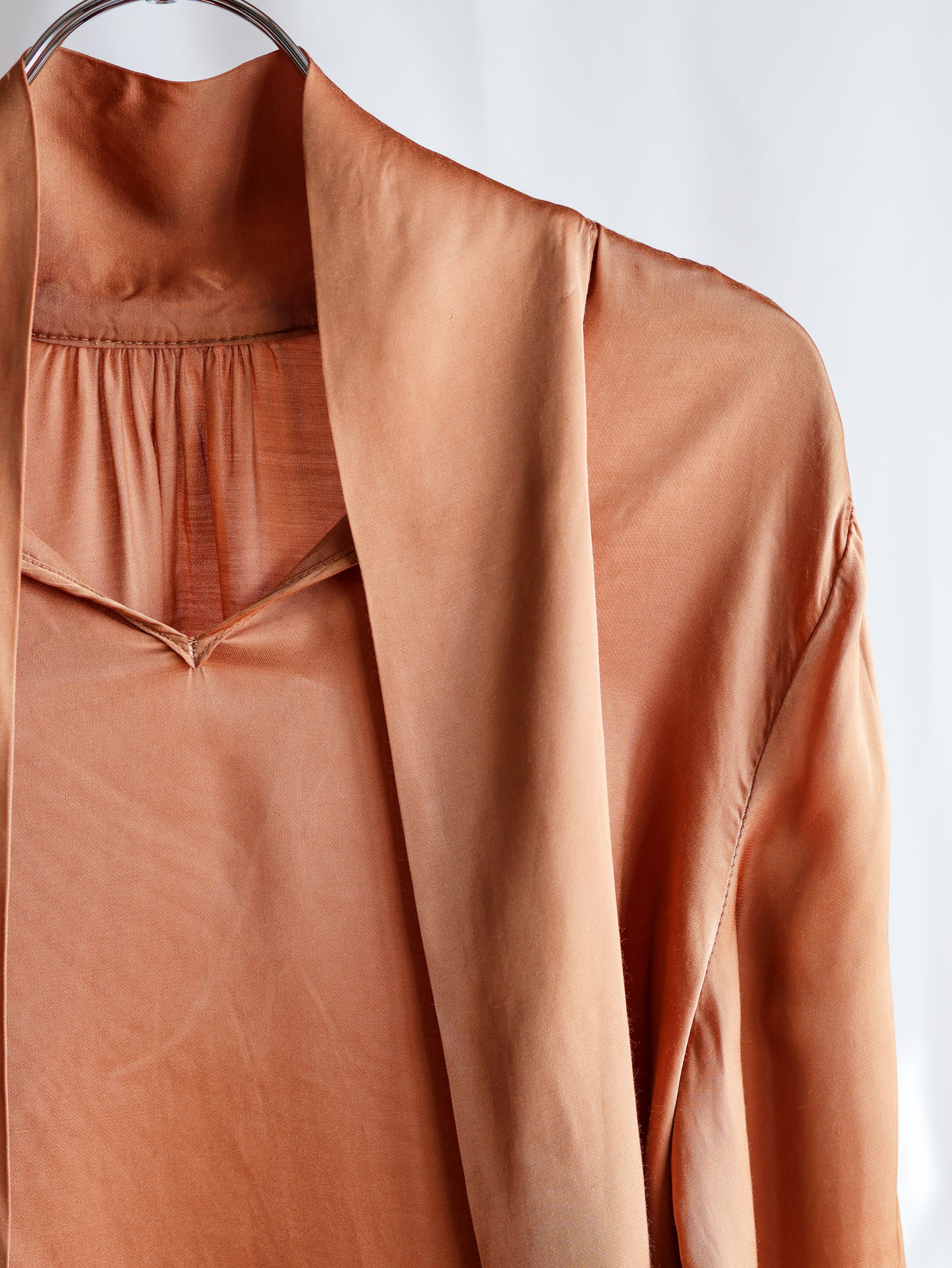 【sizeM】1990’s Viscose Bow Tie Blouse（Made In Italy）